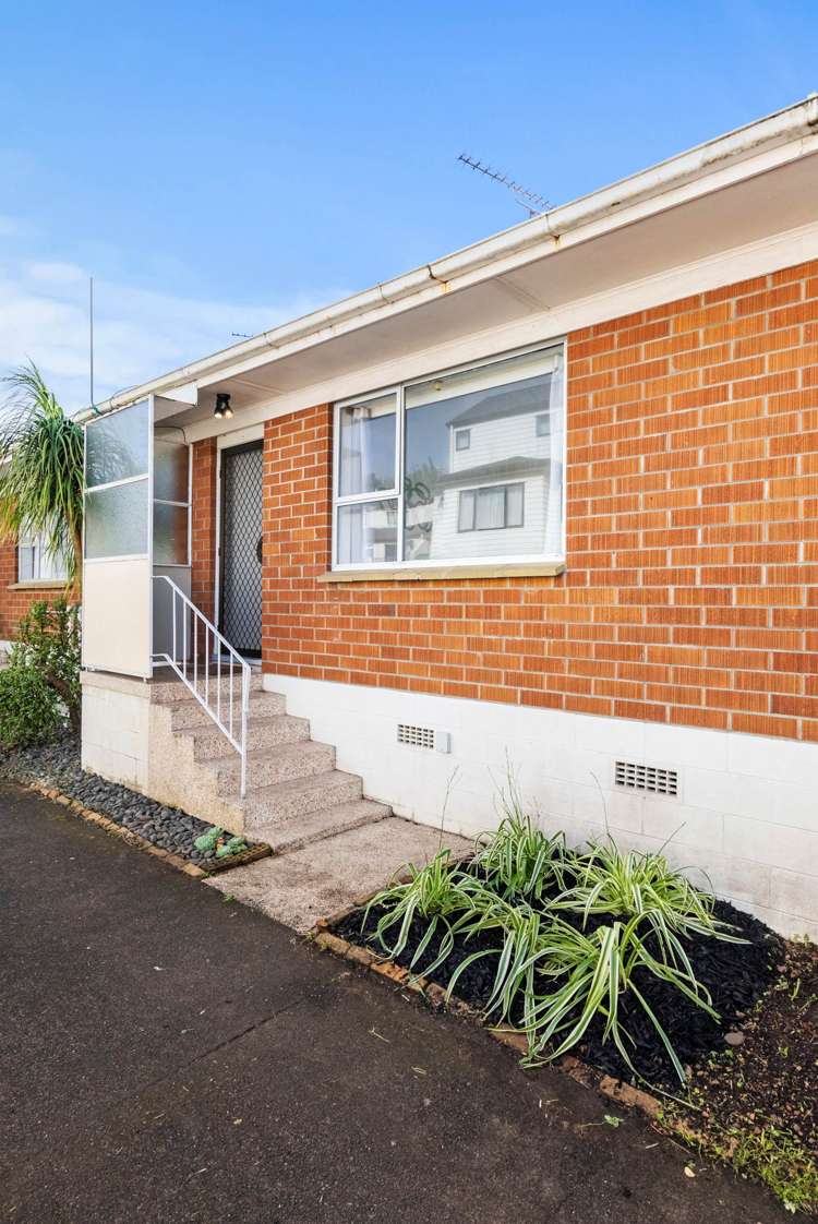 2/14 Campbell Road Royal Oak_18