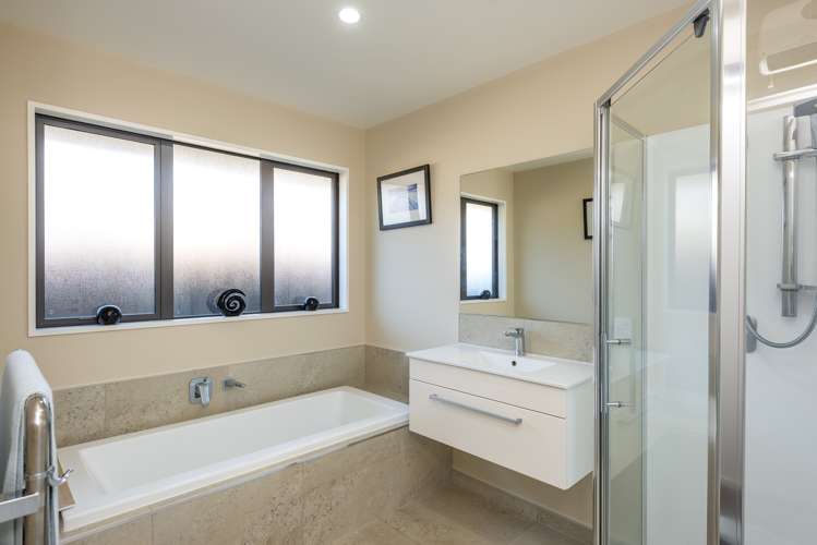 8 Winfield Drive Wigram_10