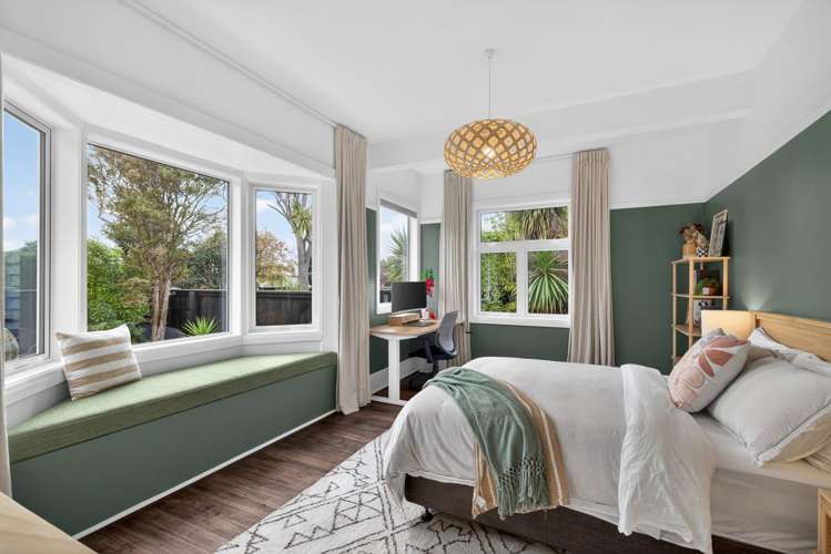2 Celia Street Redcliffs_14
