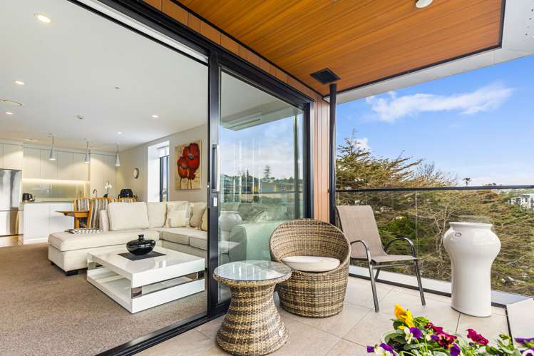 301/4 Bute Road Browns Bay_9