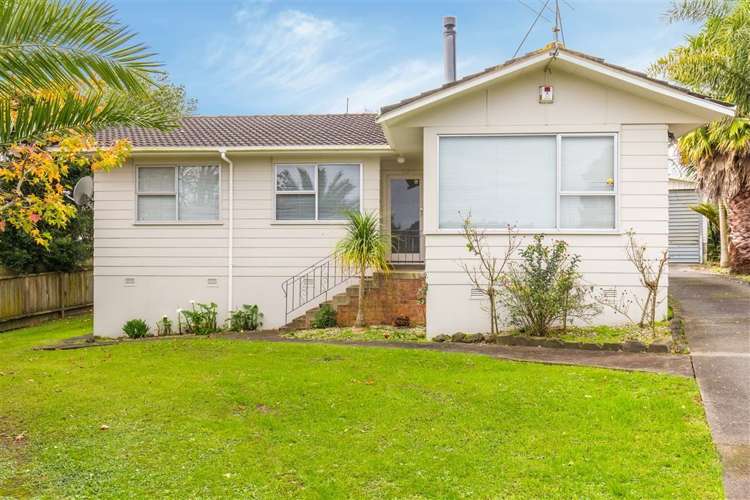 24 Fairdale Place Birkdale_3