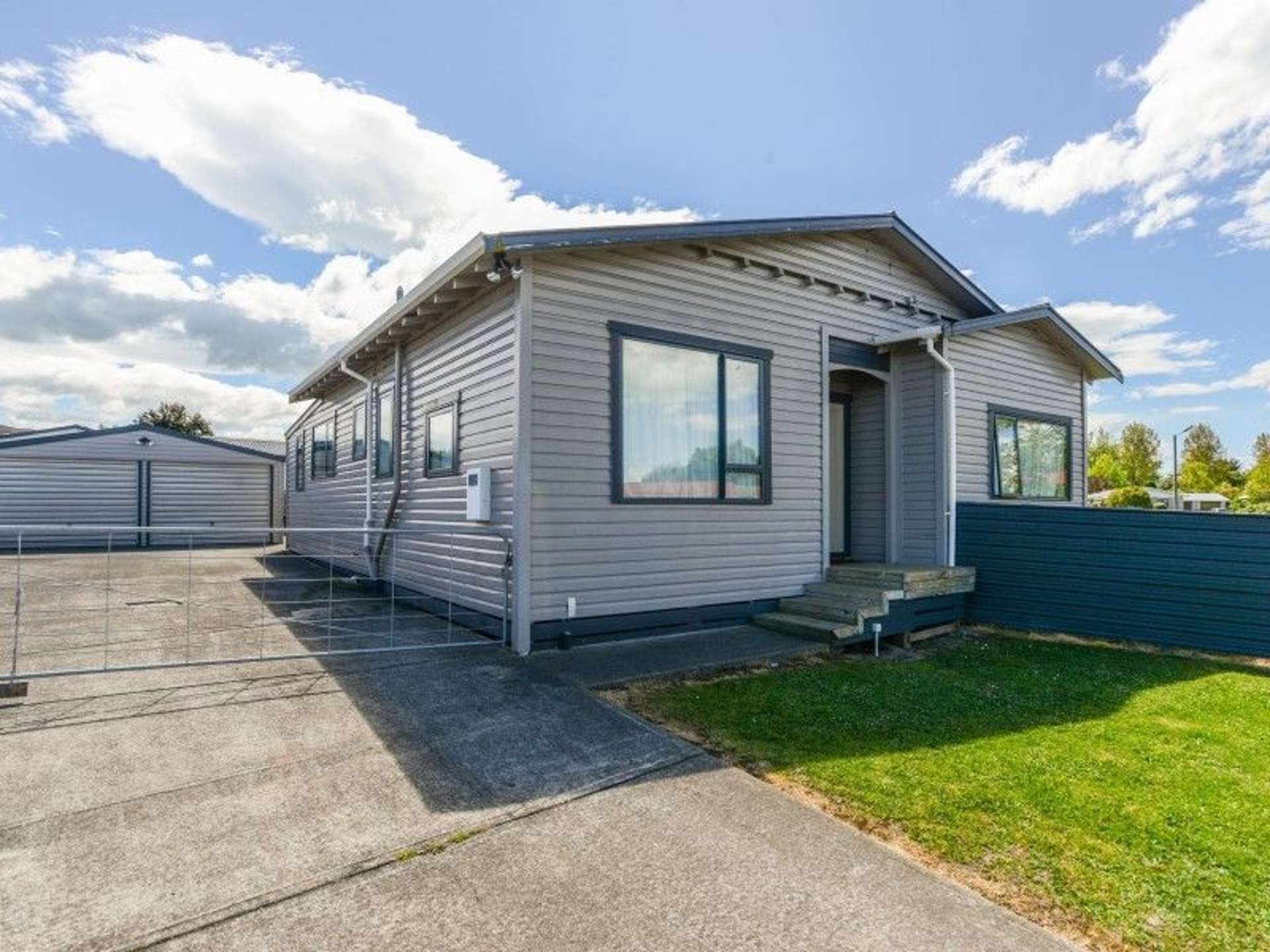 6 Porritt Place Waipukurau and Surrounds_0