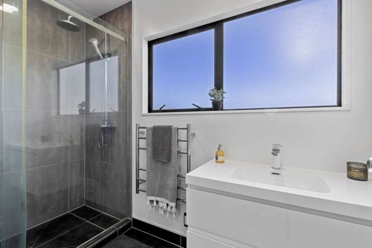 2/35 Camrose Place Glenfield_14