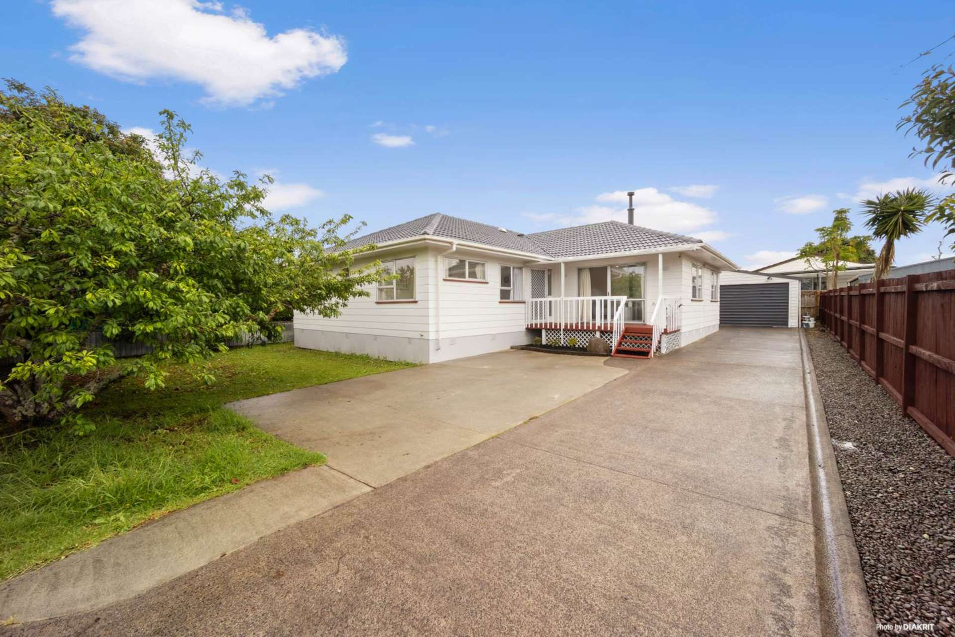 12 Glenhaven Place Te Atatu Peninsula_0