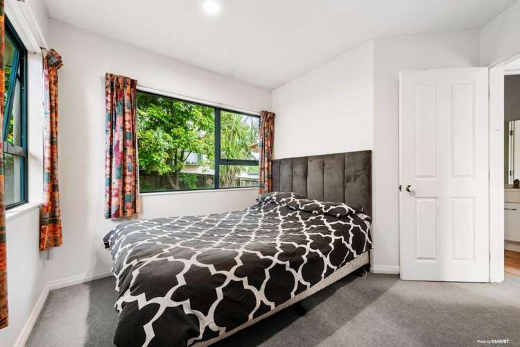 120b Triangle Road Massey_10