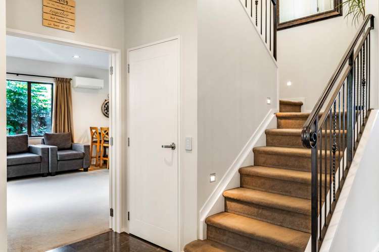 23 Terrasini Drive Flat Bush_36