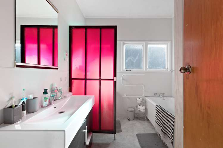 22 Brecon Street Queenstown_17