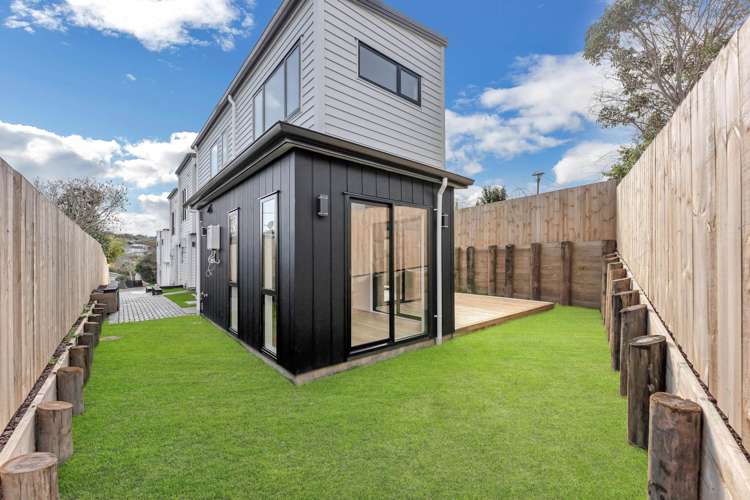 1,4,5/10 Havelock Avenue Forrest Hill_11