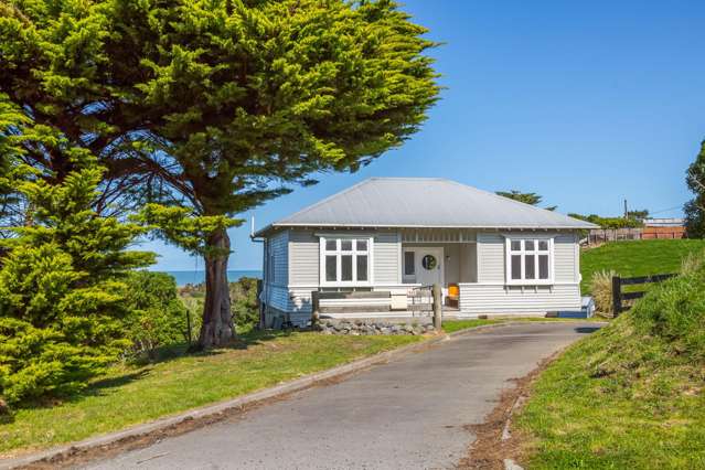 346 Cape Palliser Road Lake Ferry_1