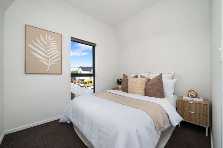 1/27 Cornwall Street Saint Albans_14