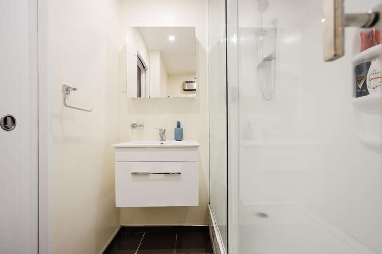 44 and 58 Hilton Road Highcliff_28