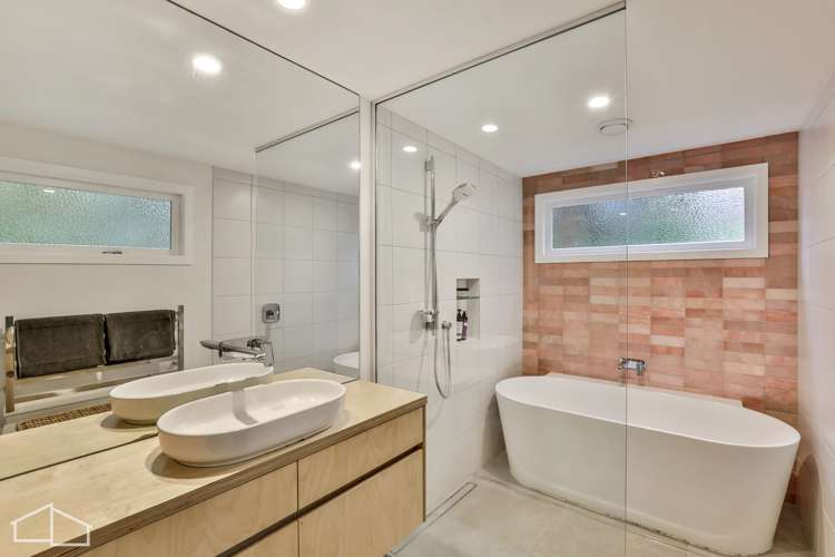 1 Miha Road Titirangi_14