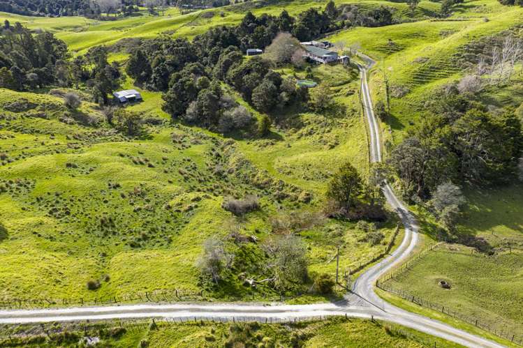 1782 State Highway 12 Paparoa_14