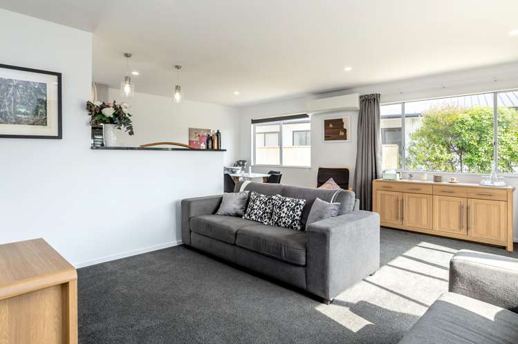 12 William Benton Street Featherston_5