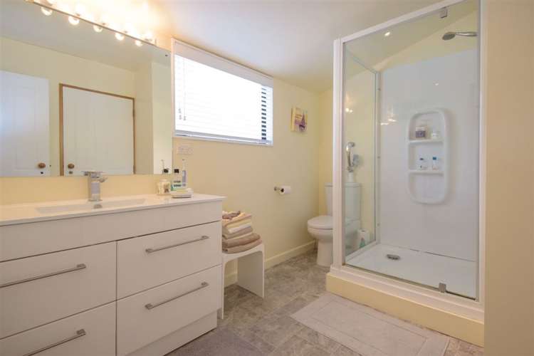 33 Woodlands Close Queenstown_12