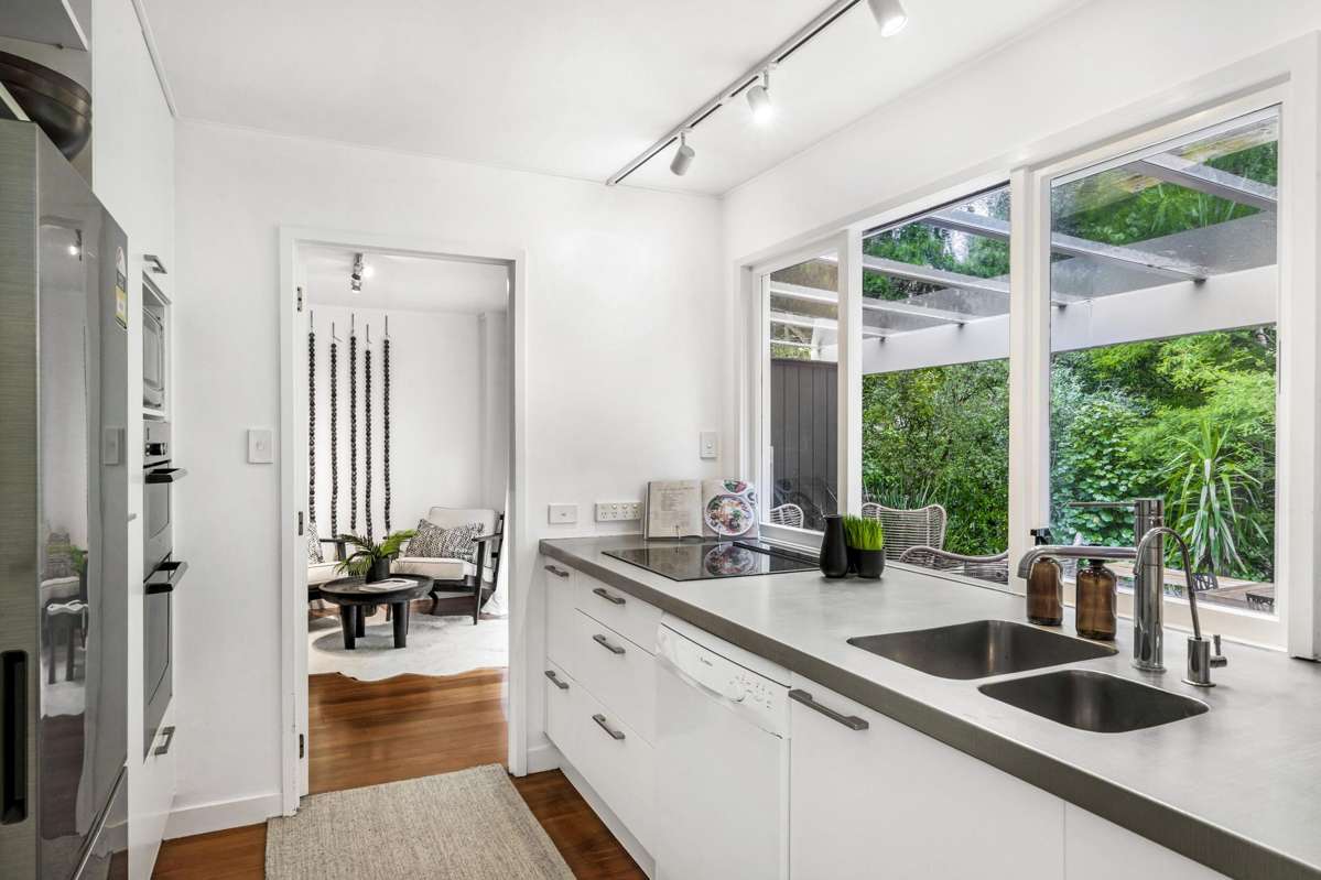 2/42A Mahoe Avenue_3