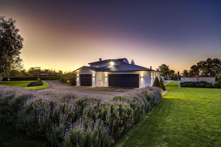 59 Busby Hill Havelock North_26