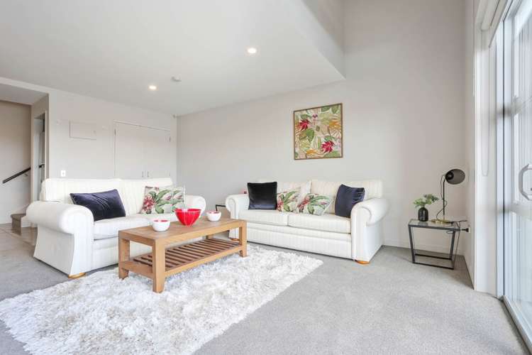 2a/1c Queen Mary Avenue Epsom_6