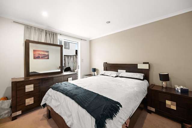 62D Campbell Street 1067_3