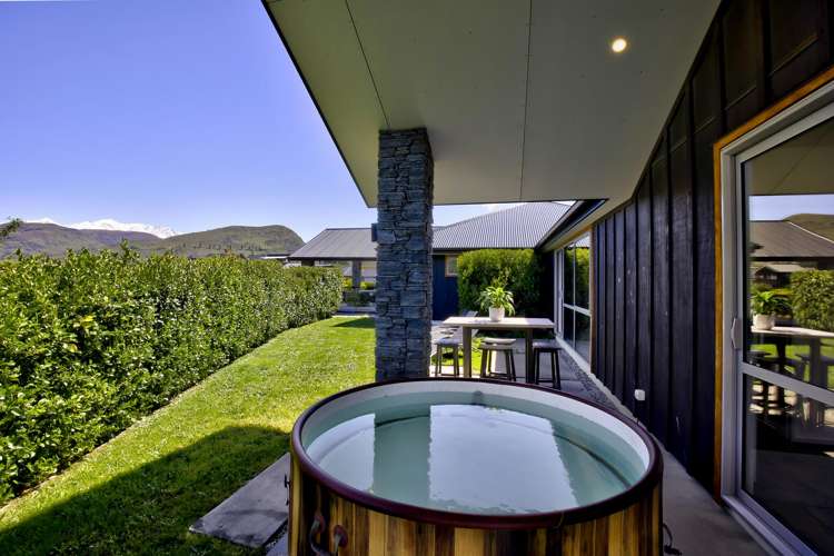 6 Oxfordshire Avenue Lower Shotover_14