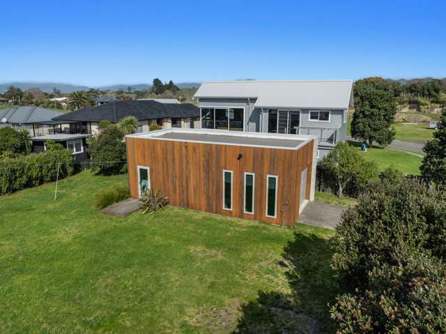 8 Muriwai Boulevard Waiotahe_2