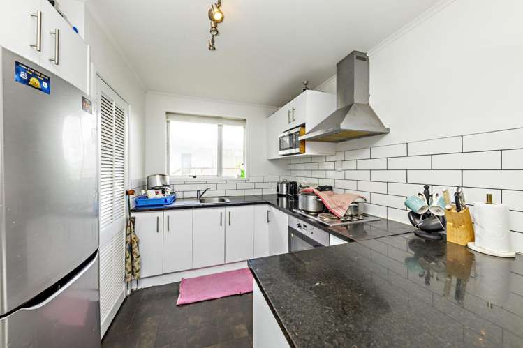 14 Frobisher Way Clendon Park_5