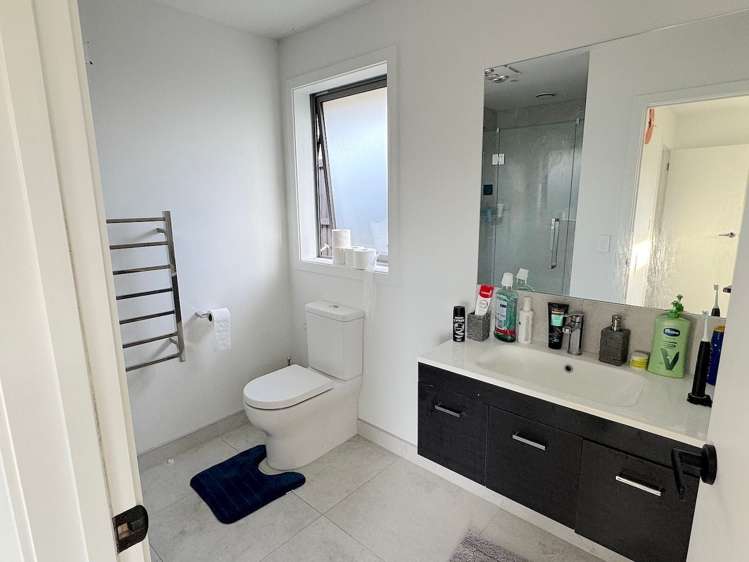 12 Agathis Crescent Wigram_9
