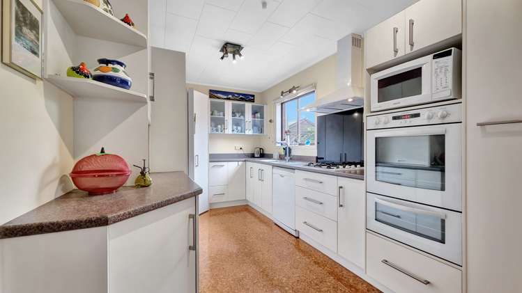10 Iles Road Lynmore_4