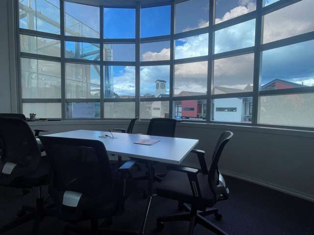 Unit 4S/20 Central Boulevard Silverdale_3