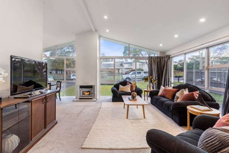 64 Knightsbridge Drive Forrest Hill_6