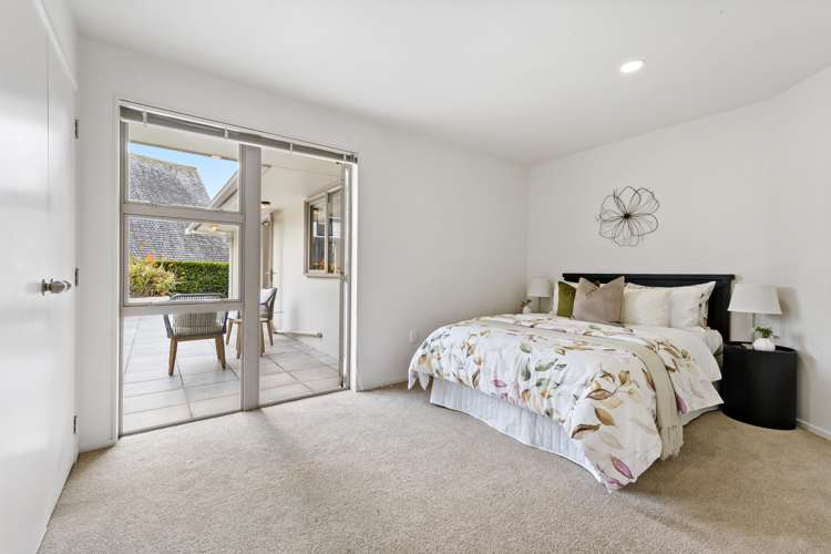 4 Coldham Crescent Saint Johns_18