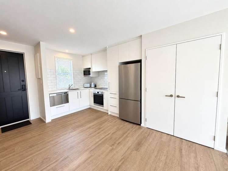 1/33 Edmonds St Phillipstown_1