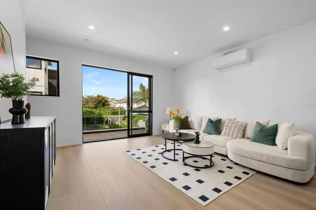 New Build in Prime Mt Albert Spot