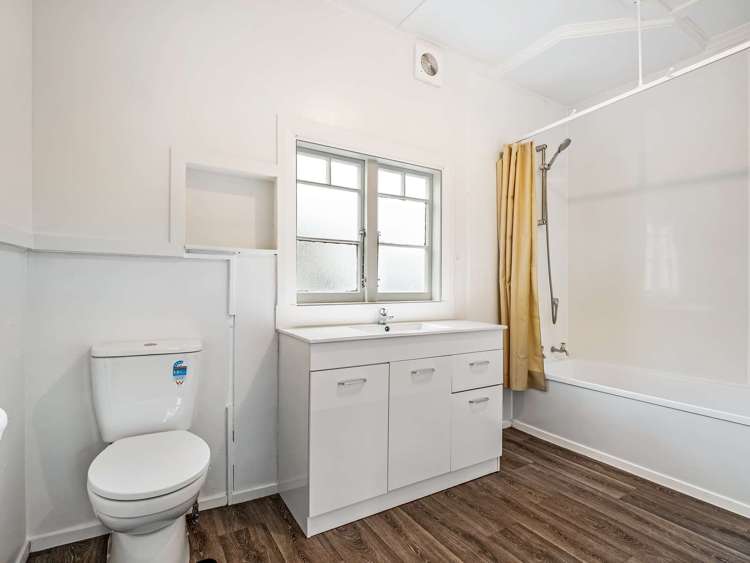 42 Seddon Street Aramoho_12