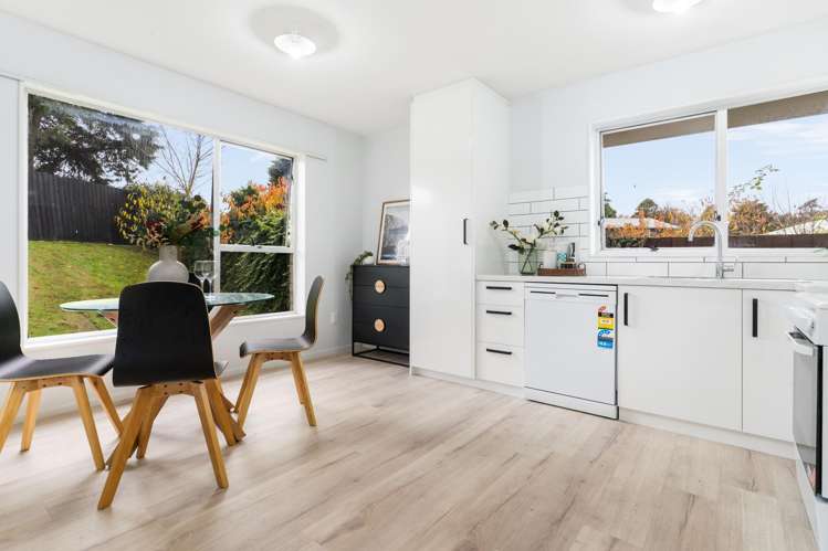 2/48 Kawau Crescent Bromley_1
