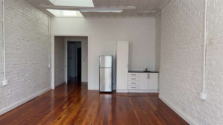 4/21 Khyber Pass Road 1672_3