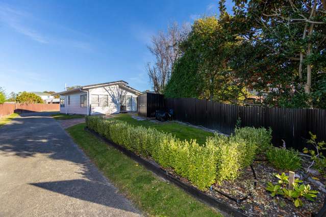 Beautifully renovated in a prime Tamatea location