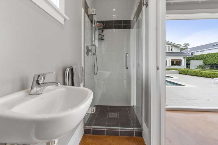 37 Maungakiekie Avenue Greenlane_34