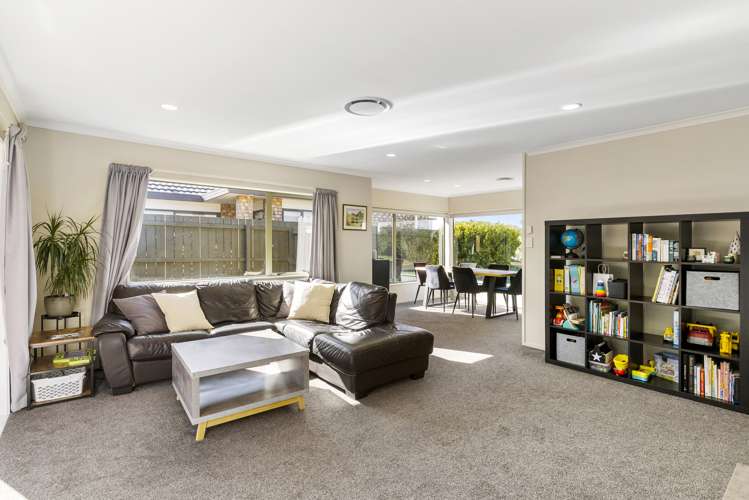 71 Kath Hopper Drive Orewa_10