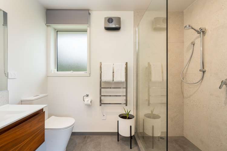 25 Gilkison Street Halfway Bush_10