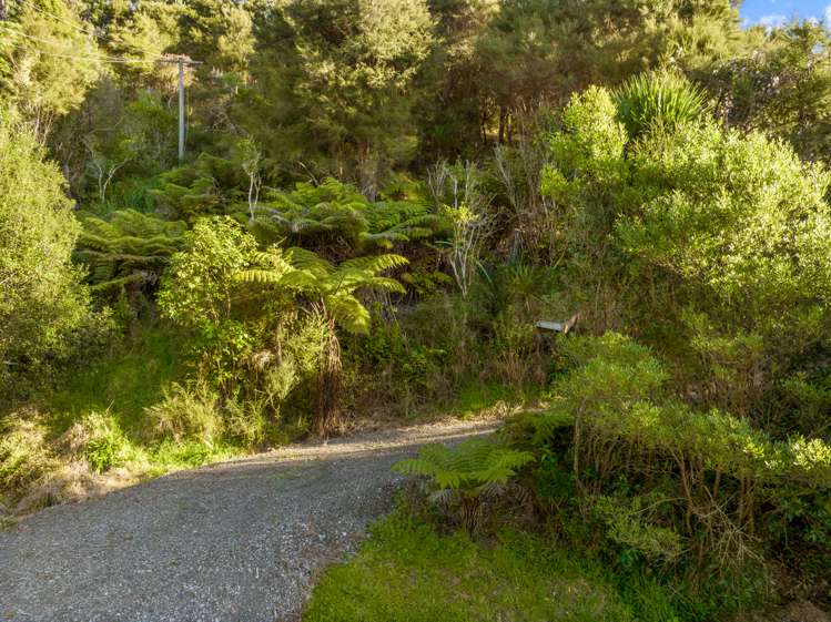 12 Brough Place Anakiwa and Surrounds_15