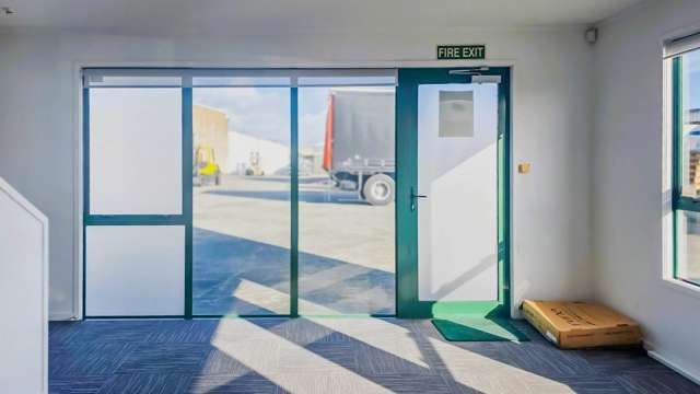 Unit 5A/18 Croskery Road Red Hill_2
