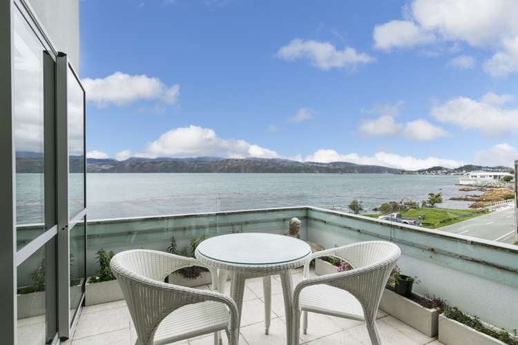 3/275 Karaka Bay Road Seatoun_11