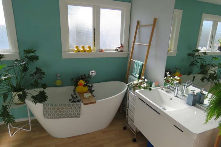 65 Coopers Road Dallington_7