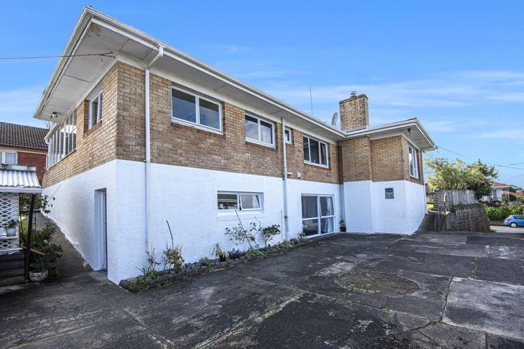 271 Kamo Road Whau Valley_2