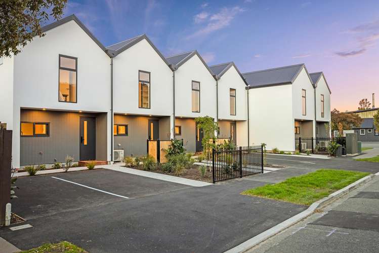317 Wilsons Road North_0