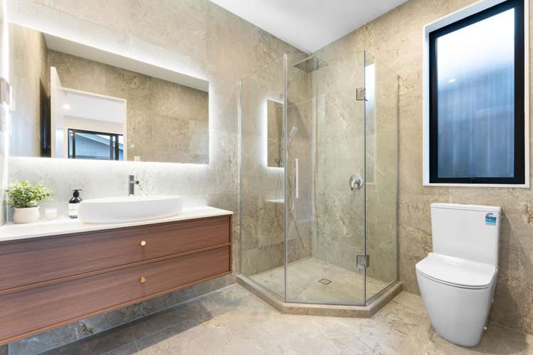 17 Tamaota Terrace Orewa_16