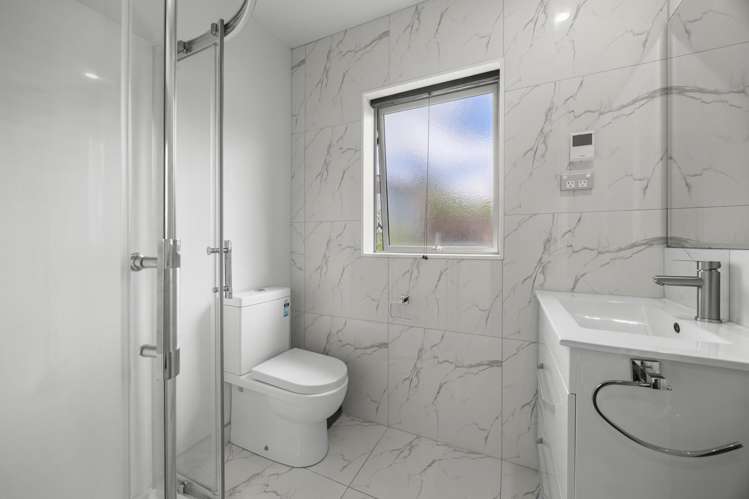 2/61 Albrecht Avenue Hillsborough_22
