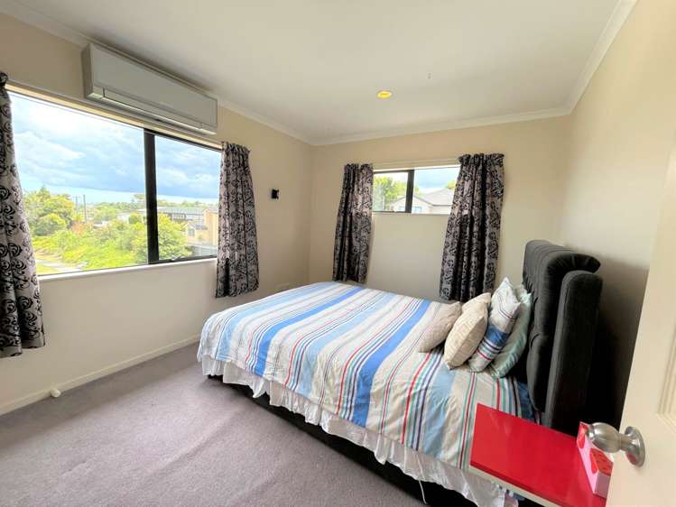 82 Tiverton Road New Windsor_9