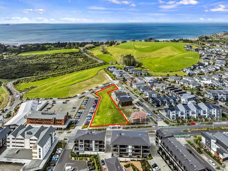 83 Te Oneroa Way and 24 Kiokio Street Long Bay_1